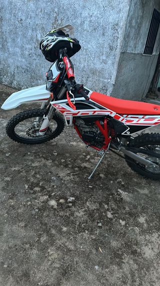 Beta RR lc 125 2021 Enduro 1900km VENDO POR NO USO