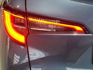 Toyota Corolla   1.8 125H ACTIVE TECH ECVT TOU SPORT