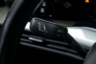 Volkswagen Golf   2.0 TDI 85kW 115CV