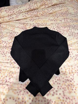 Jersey Brownie negro brillante con corte