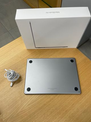 MacBook Air M2 Plata.Financiamos tu compra.