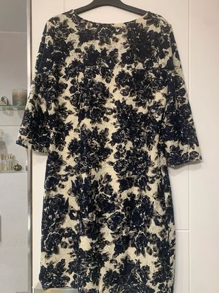 Vestido floral encaje talla M