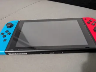 Nintendo Switch Completa con Caja