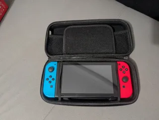 Nintendo Switch Completa con Caja