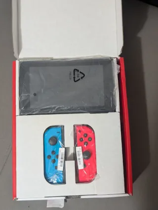 Nintendo Switch Completa con Caja