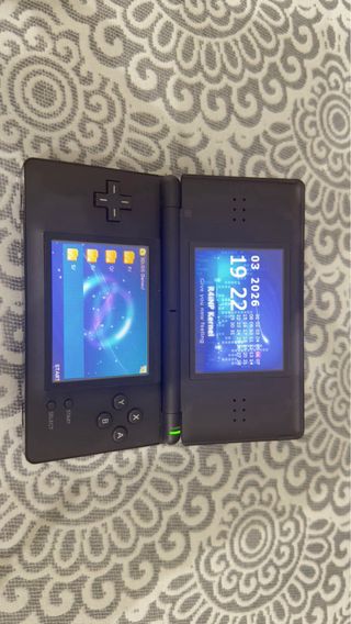 Nintendo DS Negra + R4 Ultimate Edition