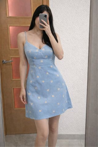 Vestido Stradivarius floral azul