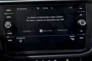 Volkswagen Tiguan   Sport 2.0 TDI 140kW 190CV 4Motion DSG