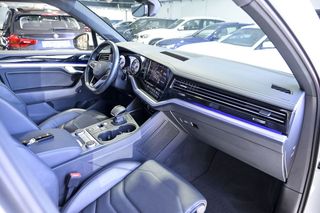 Volkswagen Touareg   Prem Eleg 3.0 V6 TDI 210kW Tip 4M