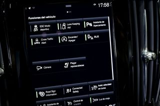 Volvo V90   2.0 B4 D Pro AWD Auto