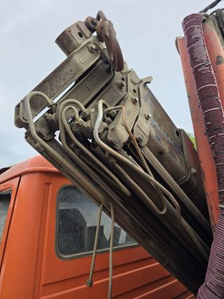 grua palfinger pk15500/2005 con camion