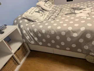 Cama con cajones y colchón visvoelastico