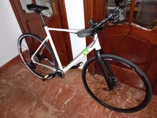Bicicleta Gravel 29 Talla 58 Aluminio