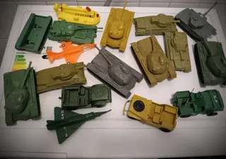 Set giochi militari: carri, aereo, jeep