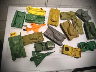 Set giochi militari: carri, aereo, jeep