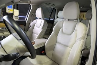 Volvo XC90   2.0 B5 D AWD Momentum Pro Auto