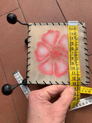 Portacandela vintage con pannello floreale