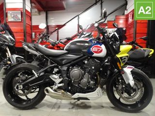 TRIUMPH TRIDENT 660 TRIPLE TRIBUTE