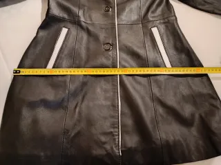 Chaqueta de piel corta