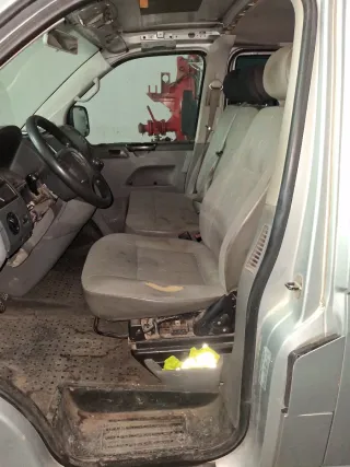 Volkswagen Transporter T5 2003