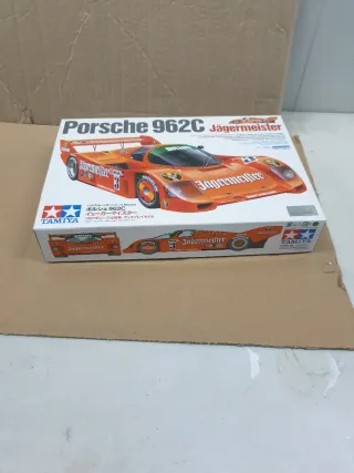 Maqueta Tamiya Porsche 962C Jägermeister