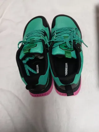 Zapatillas Hobibear verdes y rosas