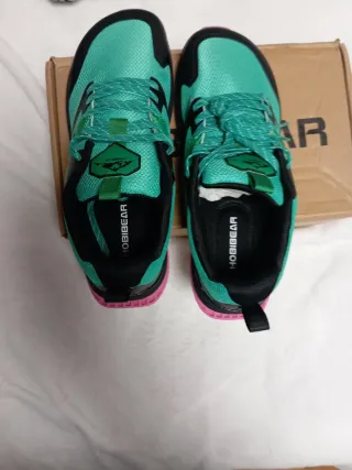 Zapatillas Hobibear verdes y rosas