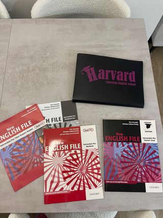 Libro Ingles Intermediante Plus Student/Workbook