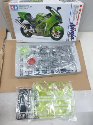 Maqueta Tamiya Kawasaki Ninja ZX-12R