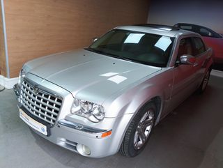 Chrysler 300 C AÑO 2005 CON SOLO 143.000