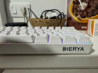 Teclado Mecánico 60% Blanco RGB