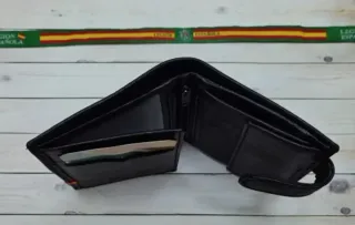 CARTERA CON MONEDERO PIEL LEGION + REGALO PULSERA
