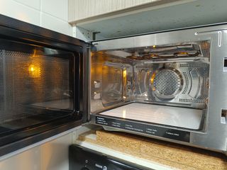 Microondas Caso MCG 25 Ceramic Chef. Leer anuncio.