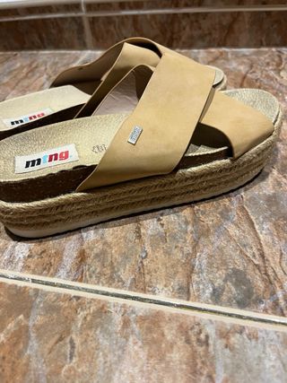 Suecos Mustang Beige