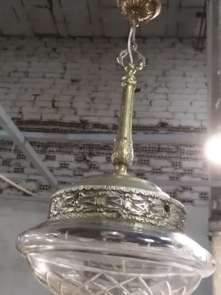 Lámpara  antigua de techo