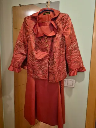 Traje de chaqueta y falda señora