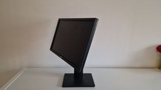 URGE! ASUS PB238Q - 23" Full HD IPS (HDMI/DP/VESA)