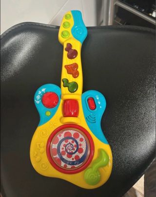 Guitarra musical infantil colorida