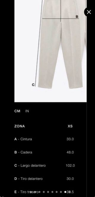 Pantalón formal negro con cinturón de Zara