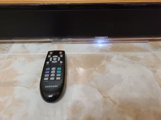 Barra de Sonido Samsung HT-SB1G/XET Negra