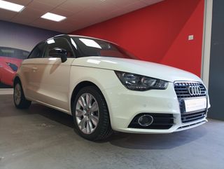 Audi A1 TDI AÑO 2012 CON 185.000KM