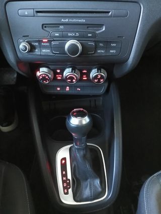 Audi A1 TDI AÑO 2012 CON 185.000KM