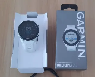 Reloj Garmin Forerunner 745 Blanco