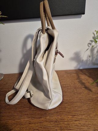 OFERTA!! Mochila Charm & Shape Beige/Marrón