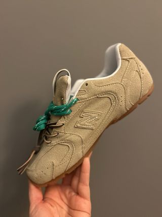 Zapatillas New Balance Miu Miu Talla 40 Beige