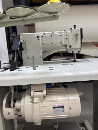 Máquina de coser industrial Fomax