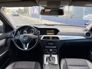 Mercedes-Benz Clase C220d 2011