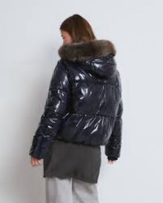 Chaqueta Brownie Azul Brillante con Capucha Nueva