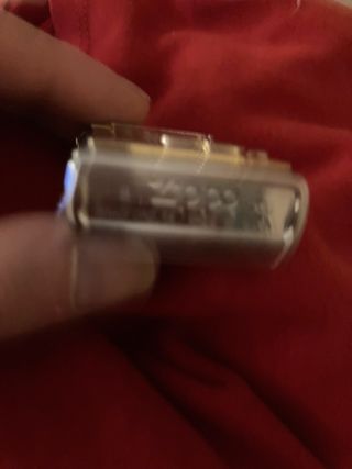 Zippo 1996 mai usato