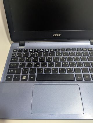 Acer Aspire E 11 E3-111 Portátil Negro